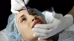 Top 7 phương pháp thẩm mỹ bạn không bao giờ nên dùng