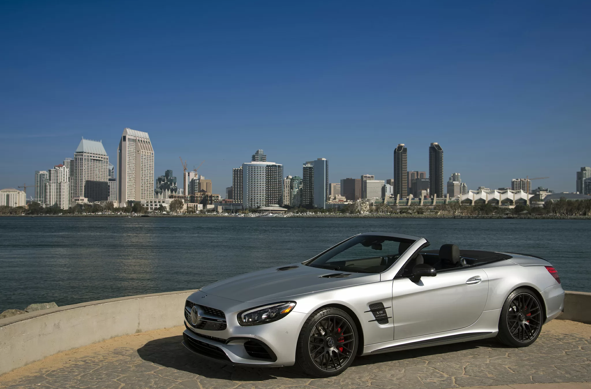 MERCEDES-BENZ SL-CLASS 2017