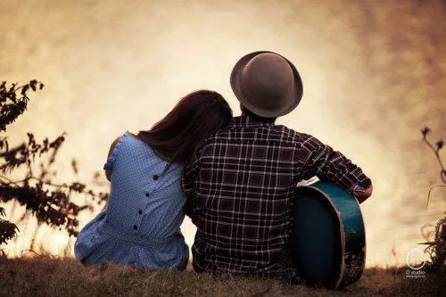 Cô ấy có quan điểm khác biệt về giá trị