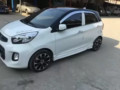Top những xe ô tô giá rẻ nhất thị trường Việt Nam hiện nay