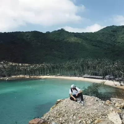 Top 10 địa điểm du lịch hút khách nhất Việt Nam