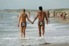 Top 5 bãi biển "nude" nổi tiếng nhất trên thế giới
