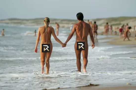 Top 5 bãi biển "nude" nổi tiếng nhất trên thế giới