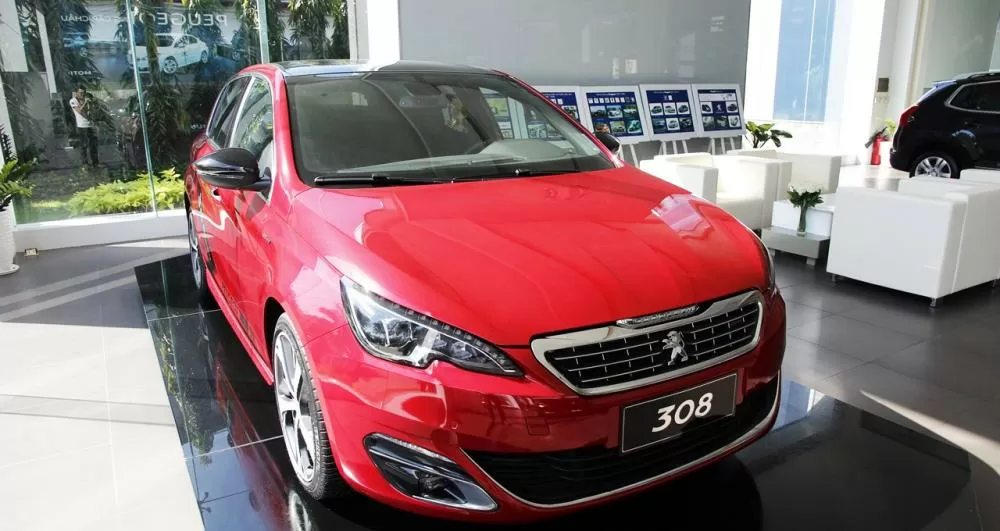 PEUGEOT 308 2015