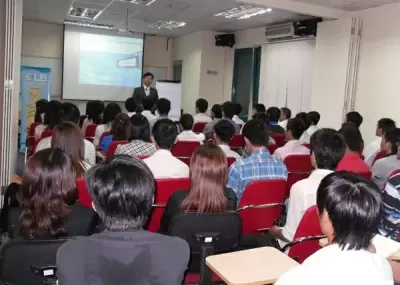 Top 5 chiêu lừa đạo khi xin việc cần tránh