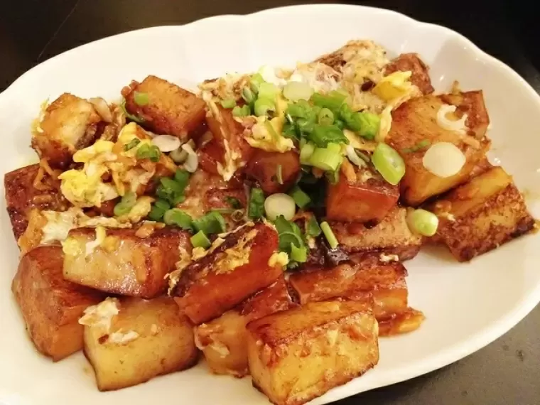 Top 5 món ăn ngon nhất tại chợ Hồ Thị Kỷ, HCM