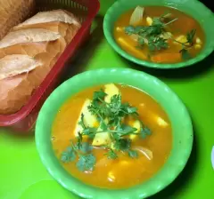 Top 7 món ăn vặt đang gây sốt ở quận 10, Tp. Hồ Chí Minh
