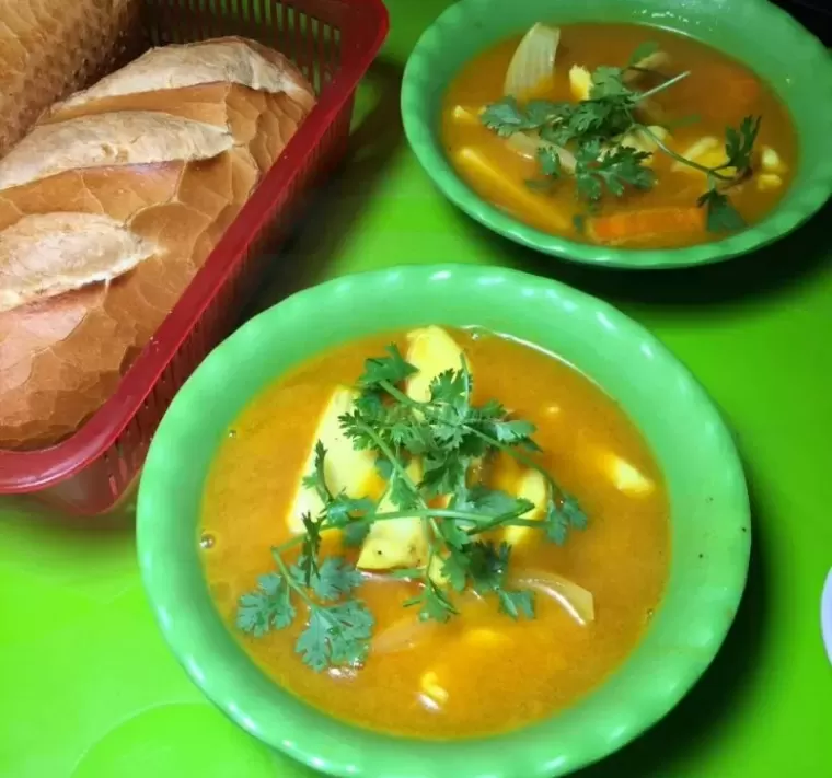 Top 7 món ăn vặt đang gây sốt ở quận 10, Tp. Hồ Chí Minh