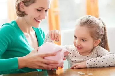 Top 6 cách dạy trẻ cách tiết kiệm tiền bạc hiệu quả