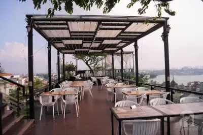 Top 10 quán cafe view tuyệt đẹp cho các cặp đôi ở Hà Nội