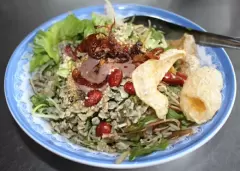 Top 6 món ăn vặt ngon nhất không nên bỏ qua khi tới Huế