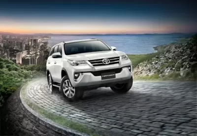 Top 7 những chiếc xe SUV tầm trung loại vừa an toàn nhất trên thị trường