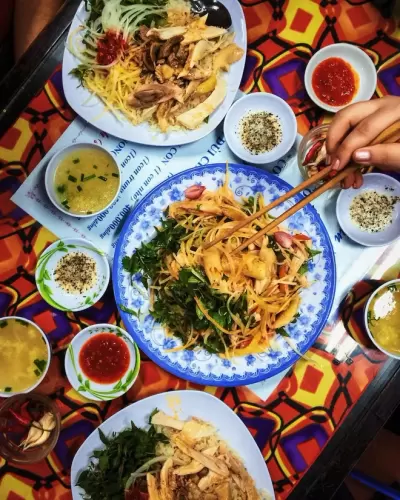 Top 10 món ăn đường phố Hội An ngon đừng hỏi, ăn quên lối về