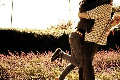 Cô ấy không ngừng nói về người yêu cũ