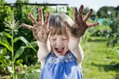 Top 9 điều cha mẹ tuyệt đối không nên nói với con