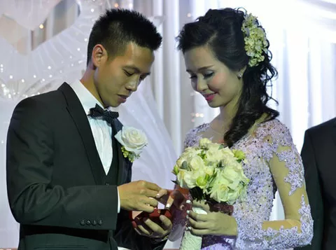 Top 5 cầu thủ có gia thế khủng ở nước ta