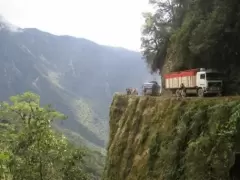 TOP 8 con đường nguy hiểm nhất thế giới chỉ nhìn thôi cũng đủ thấy hoang mang