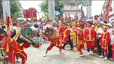Top 7 lễ hội truyền thống lớn và nổi tiếng nhất ở Nam Định