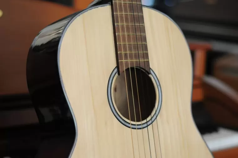 Top 5 mẫu đàn Guitar Classic giá rẻ hot nhất hiện nay