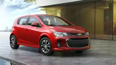 Top 10 mẫu ô tô giá rẻ được yêu thích nhiều nhất năm 2017