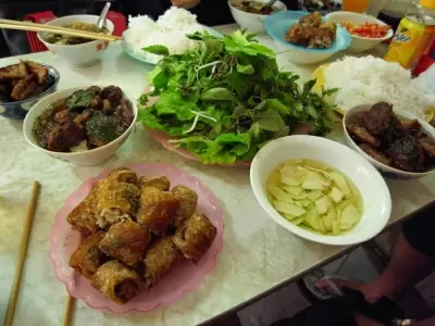 Top 7 quán bún chả ngon nhất nổi tiếng tại Hà Nội