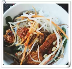 Top 5 quán bún thịt nem nướng ngon nhất tại Huế