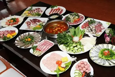 Top 5 nhà hàng buffet lẩu nướng nức tiếng tại Hà Nội