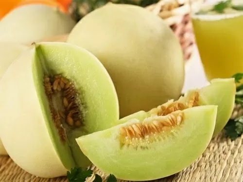 Top 5 tác dụng vô cùng tốt với sức khỏe từ dưa lê