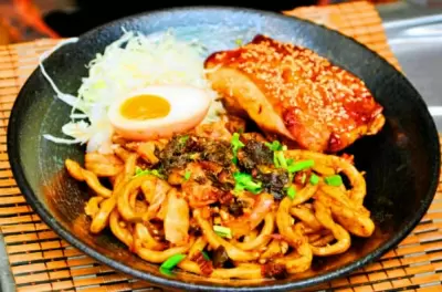 Top 5 món mì trộn ngon không thể bỏ lỡ tại Sài Gòn