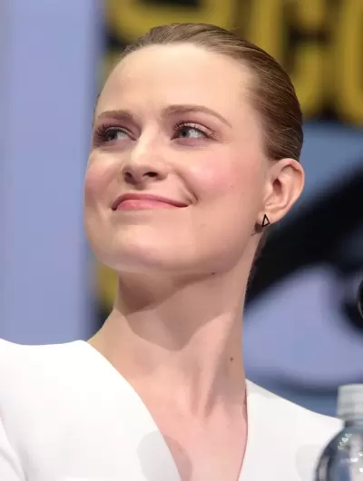 Top 8 bộ phim hay nhất của nữ diễn viên Evan Rachel Wood không nên bỏ qua