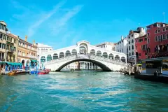 Top 8 điểm du lịch nổi tiếng ở Venice Italia nên đến một lần trong đời
