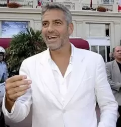 Top 8 bộ phim hay nhất của George Clooney không nên bỏ qua