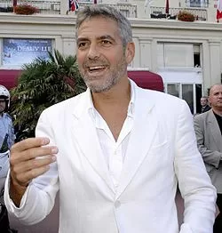 Top 8 bộ phim hay nhất của George Clooney không nên bỏ qua