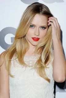 Top 8 bộ phim hay nhất của nữ diễn viên Teresa Palmer không nên bỏ qua