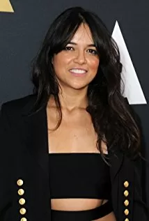 Top 8 bộ phim hay nhất của Michelle Rodriguez không nên bỏ qua