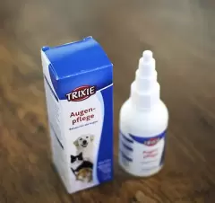 Top 6 dung dịch vệ sinh mắt tốt nhất cho mèo đang được dùng nhiều nhất hiện nay