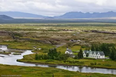 Top 8 địa điểm du lịch tham quan nổi tiếng nhất ở Icelandkhông nên bỏ qua