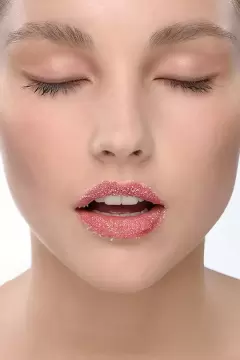 TOP 7 mẹo giảm môi thâm hiệu quả tại nhà