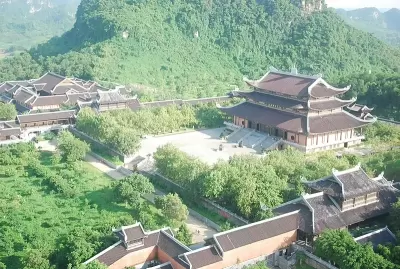 Top 5 ngôi chùa nổi tiếng và linh thiêng nhất tại Ninh Bình