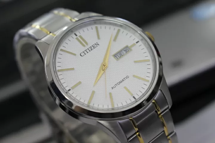 Top 8 mẫu đồng hồ nam Citizen đẹp và đang được yêu thích nhất hiện nay