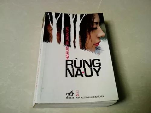 Top 6 tựa sách hay về tiểu thuyết của Haruki Murakami được nhiều người mua nhất hiện nay