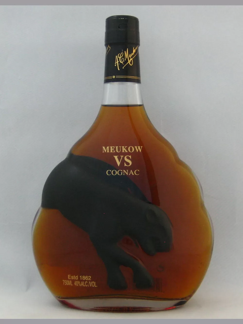 Top 5 loại rượu Cognac Meukow được yêu thích nhất hiện nay
