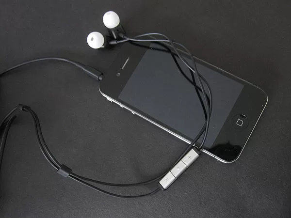 Top 4 tai nghe in ear đánh giá có âm thanh hay nhất của Harman Kardon