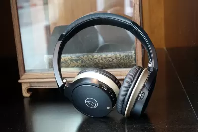 Top 4 tai nghe không dây đánh giá có âm thanh hay nhất của Audio Technica