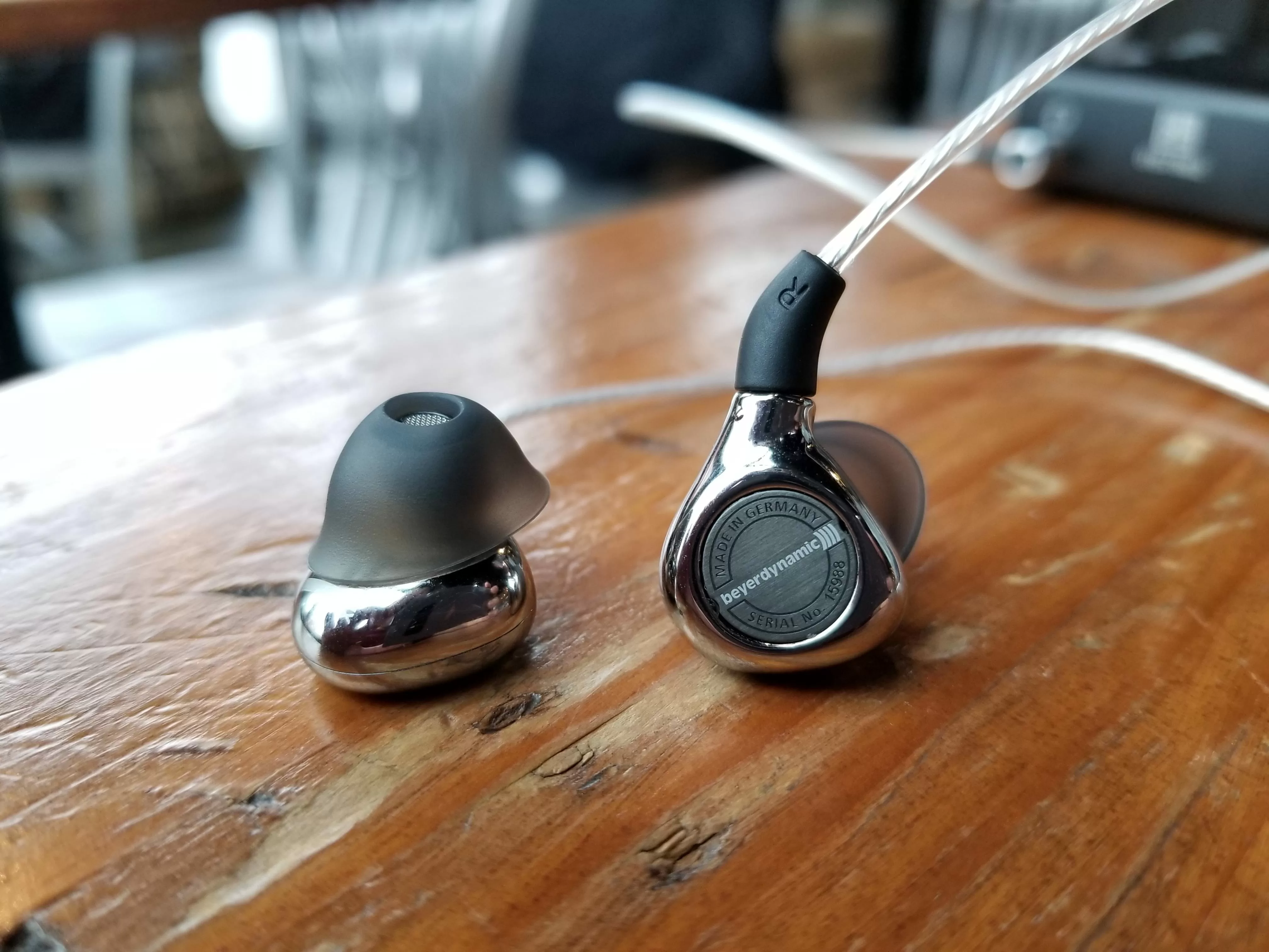 Top 4 tai nghe in ear đánh giá có âm thanh hay nhất của Beyerdynamic