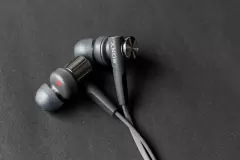 Top 6 tai nghe có mic đánh giá có âm thanh hay nhất của Sony