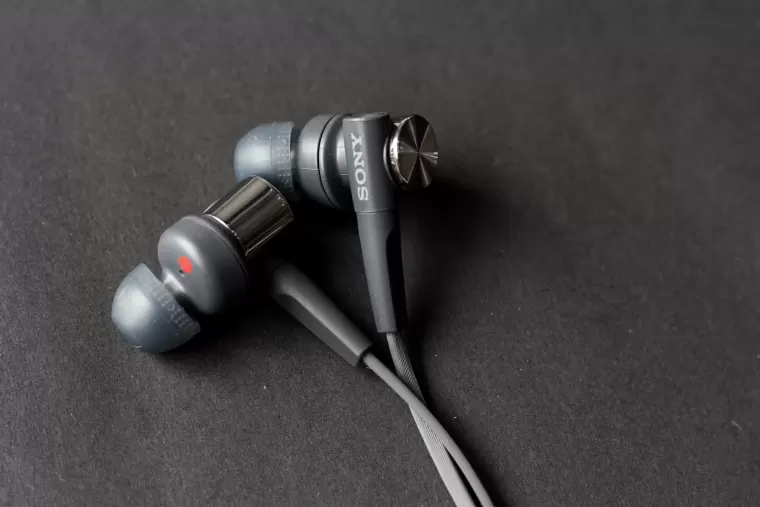 Top 6 tai nghe có mic đánh giá có âm thanh hay nhất của Sony