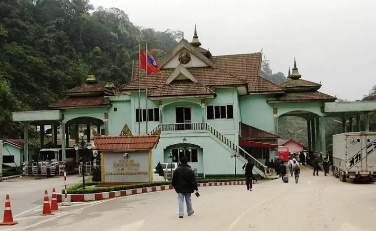 Top 5 cửa khẩu đường bộ giáp Lào hiện nay