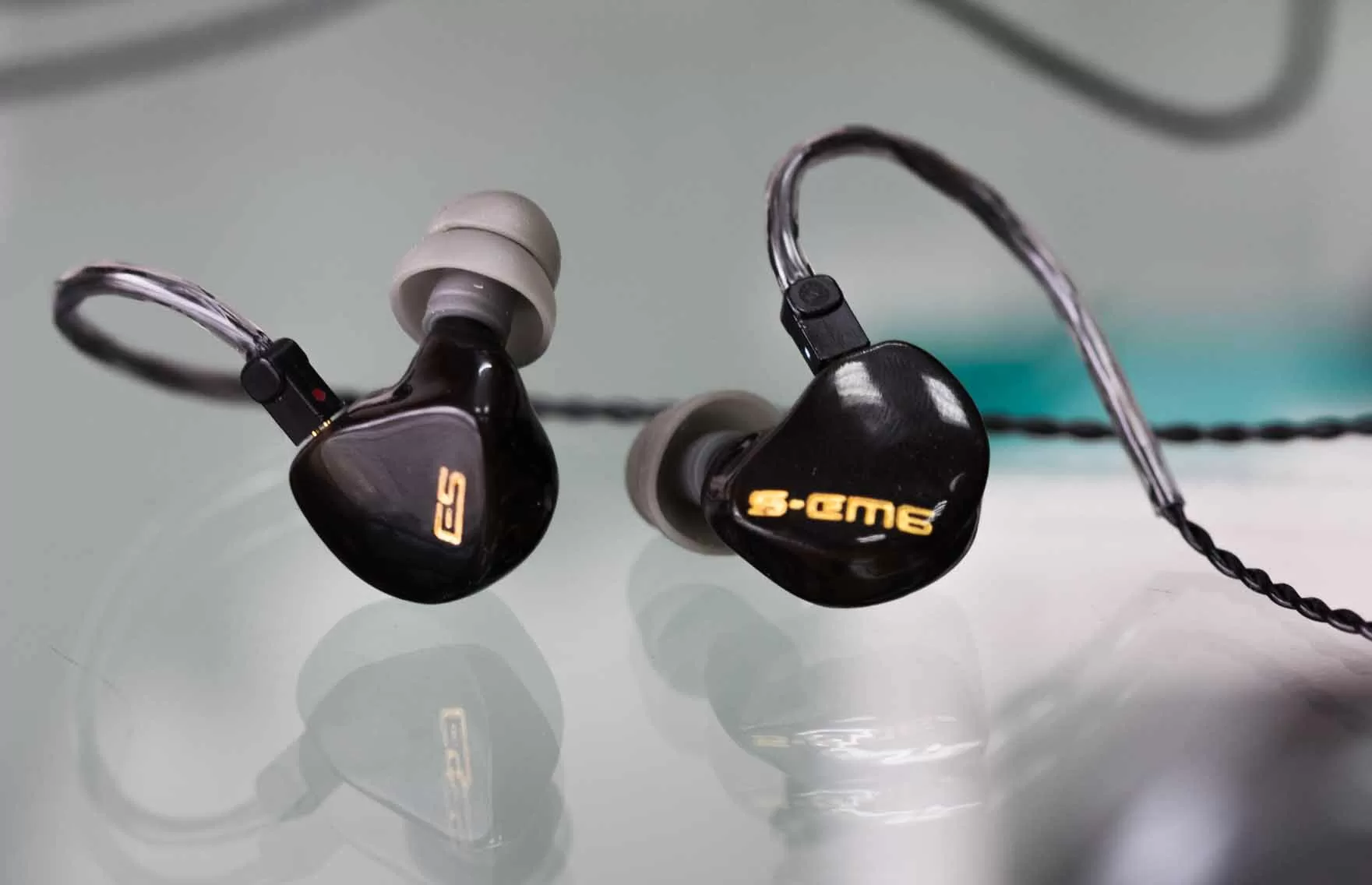 Top 4 tai nghe in ear đánh giá có âm thanh hay nhất của EarSonics