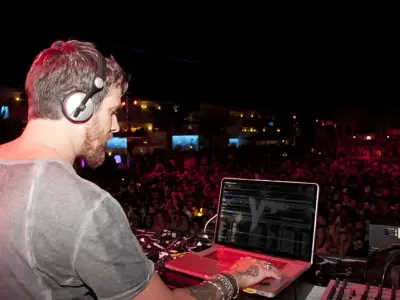 Top 6 tai nghe Professional DJ có âm thanh hay nhất của Sennheiser